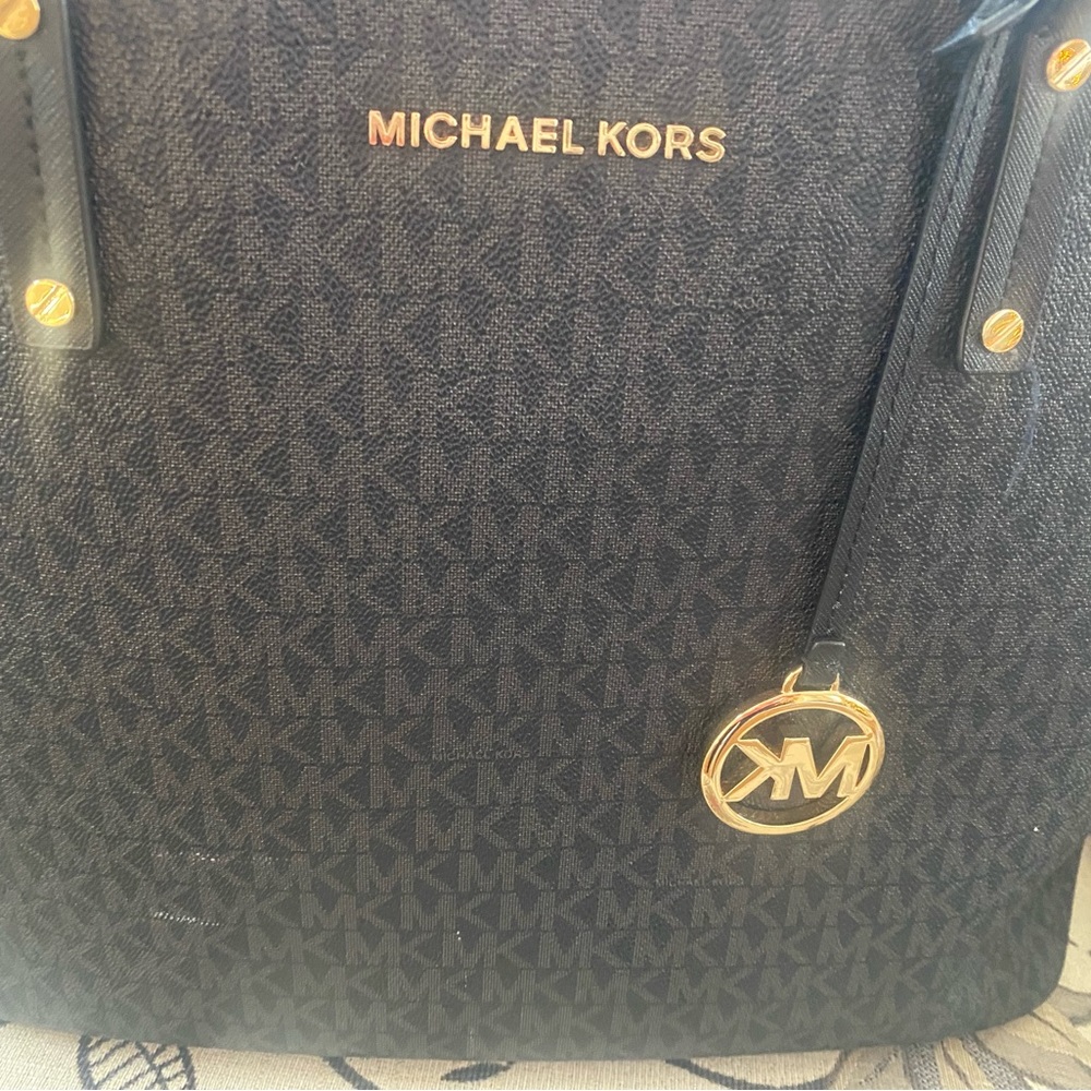 Michael Kors Tote black with signature design